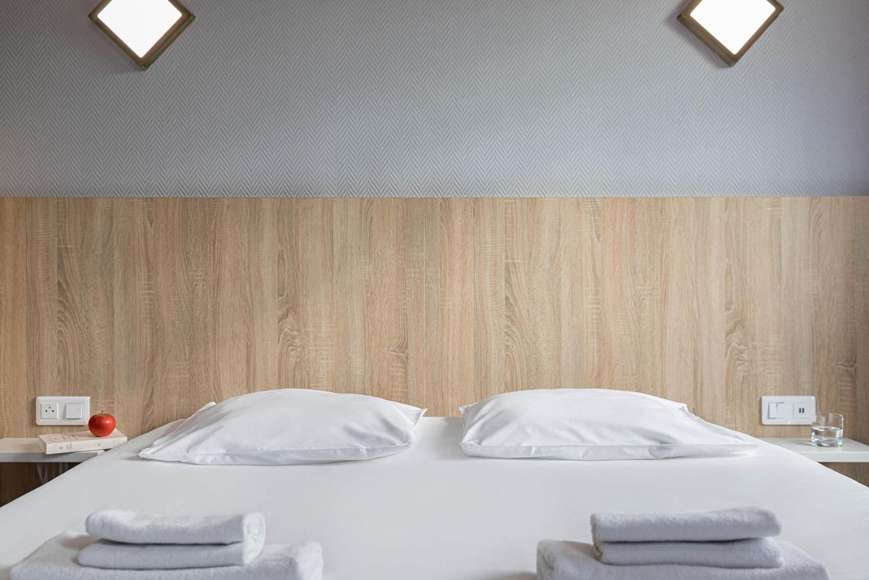 Logis Hotel Restaurant L'Abri Blavozy Kültér fotó